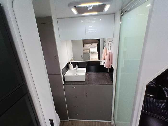 2024 Red Centre Newell + 21 Type C MSE (Was $114,990 now $89,990)