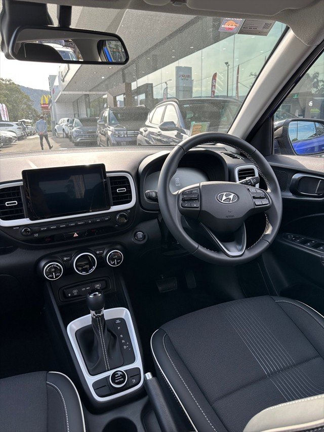 2025 Hyundai Venue Elite QX.V5 MY25 INTENSE BLUE + ABYSS BLACK TTR