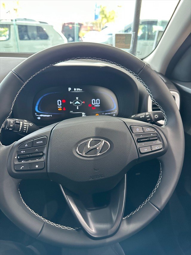 2025 Hyundai Venue Elite QX.V5 MY25 INTENSE BLUE + ABYSS BLACK TTR