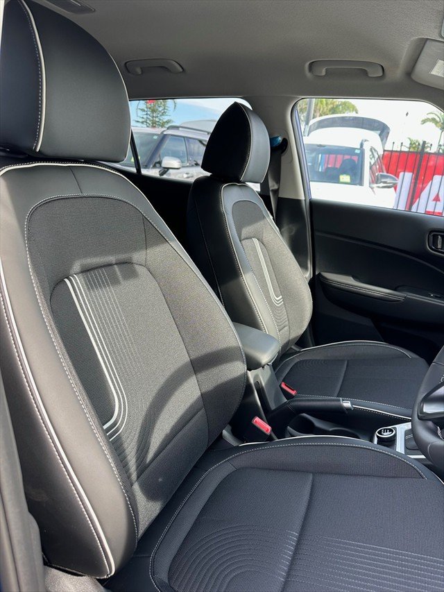 2025 Hyundai Venue Elite QX.V5 MY25 INTENSE BLUE + ABYSS BLACK TTR