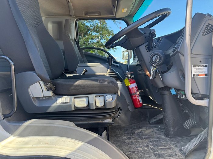 2017 Isuzu Fsr 140/260