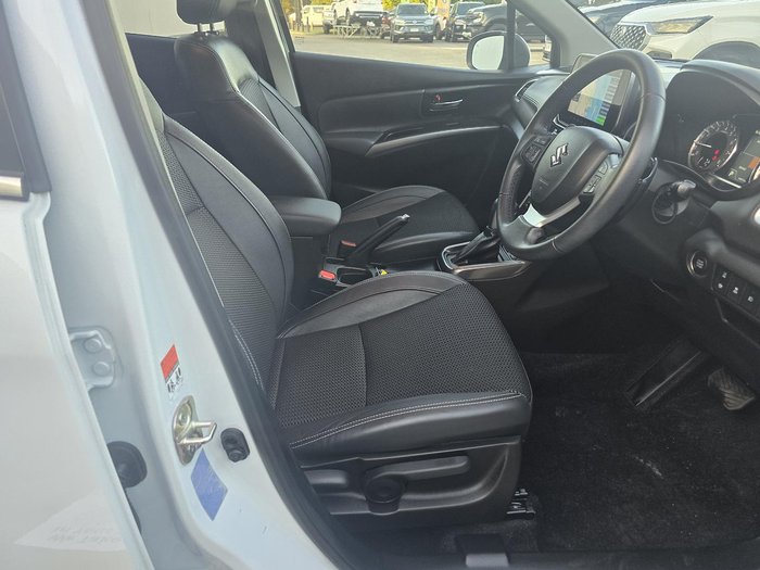 2023 Suzuki S-Cross Plus JYB Cool White