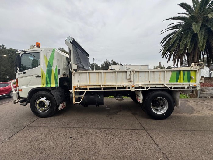 2006 Hino Gh WHITE