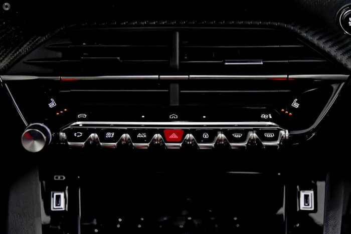 2025 Peugeot 2008 GT Hybrid