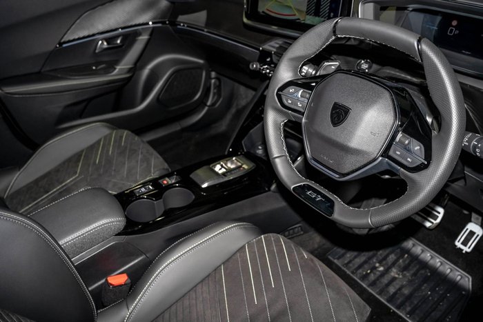 2025 Peugeot 2008 GT Hybrid P24 MY25 Nera Black
