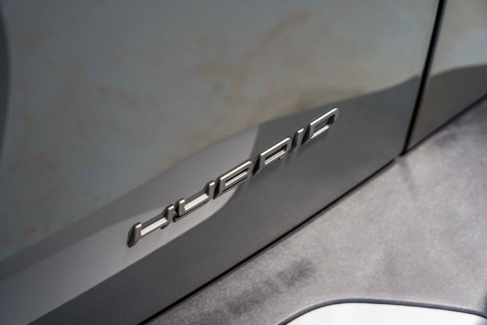 2025 Peugeot 2008 GT Hybrid