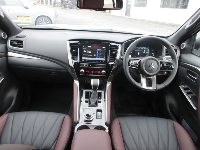 2024 Mitsubishi Pajero Sport GSR