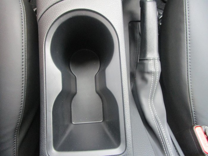 2025 Isuzu D-MAX BLADE