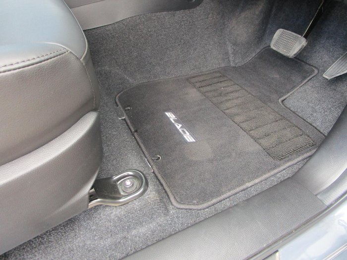 2025 Isuzu D-MAX BLADE