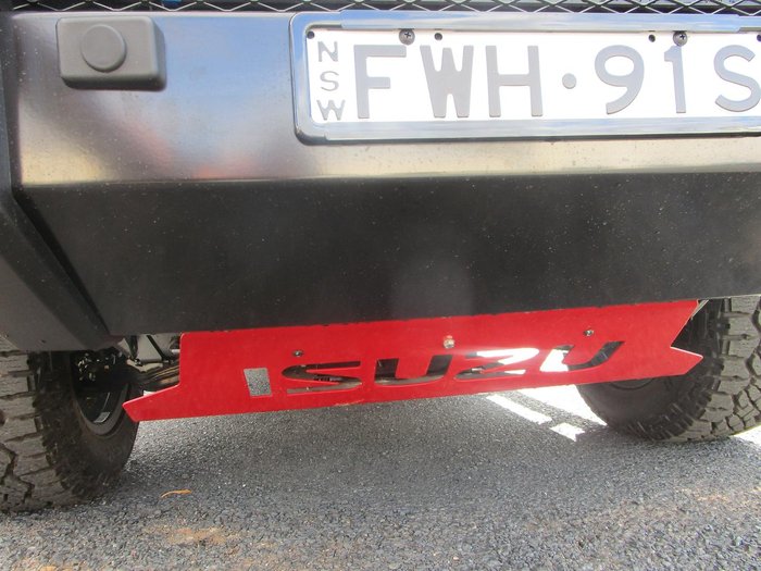 2025 Isuzu D-MAX BLADE