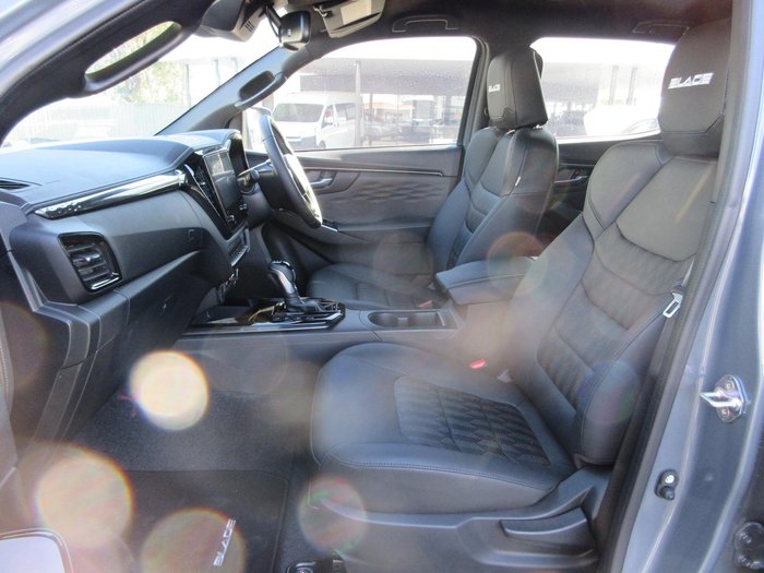 2025 Isuzu D-MAX BLADE