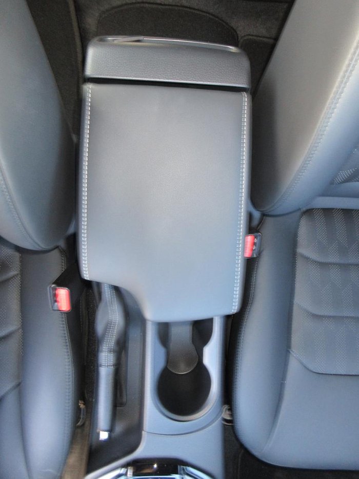 2025 Isuzu D-MAX BLADE