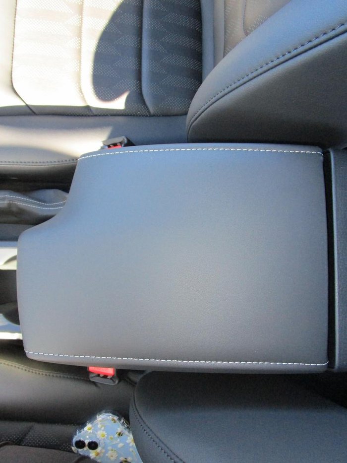 2025 Isuzu D-MAX BLADE