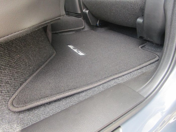 2025 Isuzu D-MAX BLADE