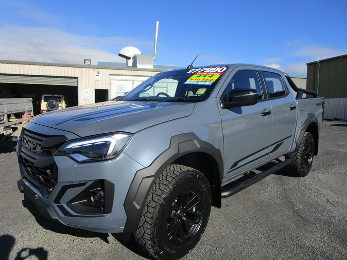 2025 Isuzu D-MAX BLADE