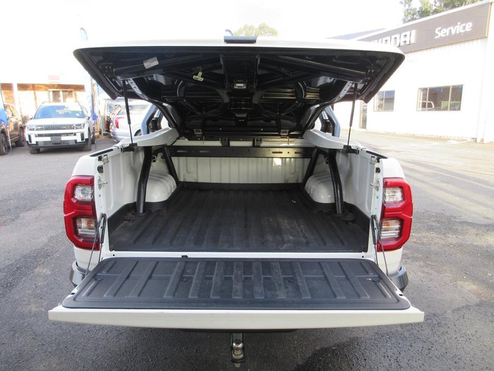 2021 Toyota Hilux Rugged X