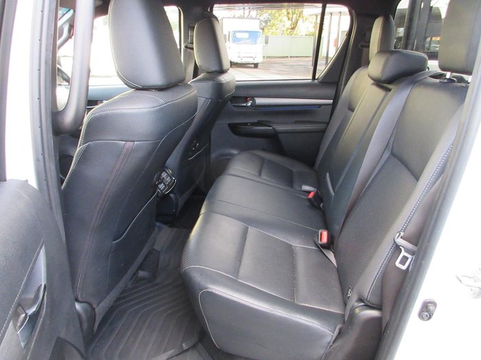 2021 Toyota Hilux Rugged X