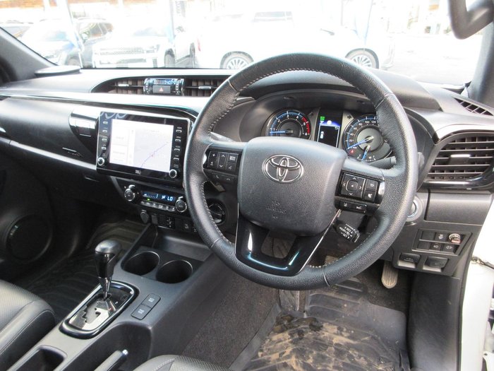 2021 Toyota Hilux Rugged X