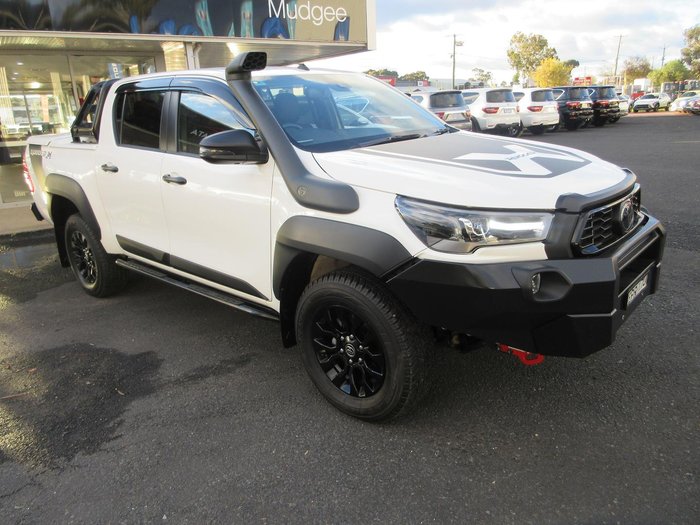 2021 Toyota Hilux Rugged X