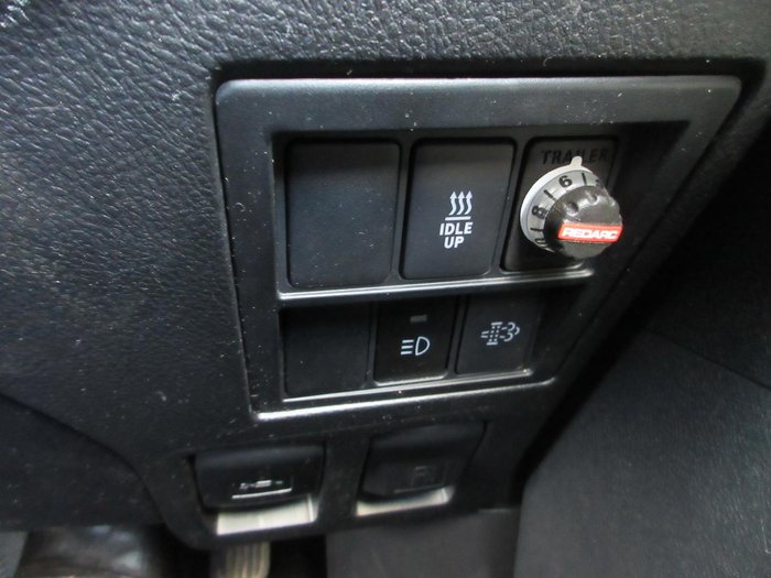 2021 Toyota Hilux Rugged X