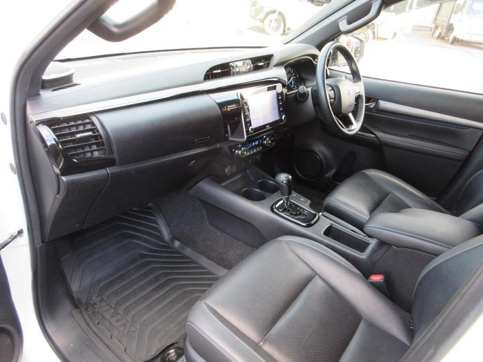 2021 Toyota Hilux Rugged X