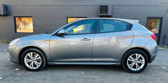 2014 Alfa Romeo Giulietta Progression Series 0 Grey