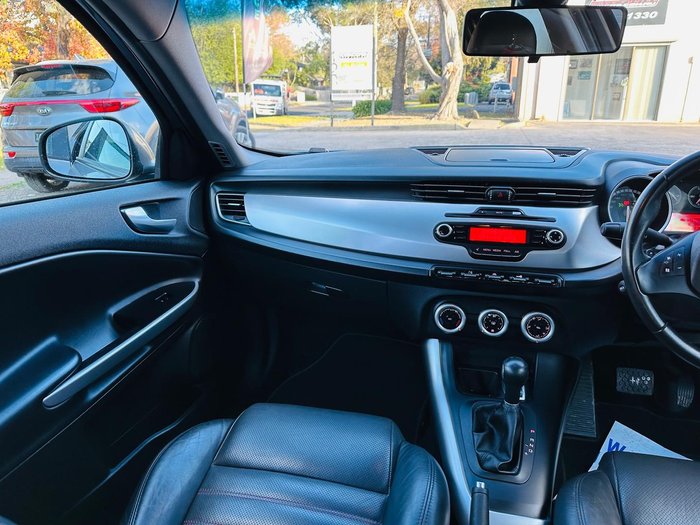 2014 Alfa Romeo Giulietta Progression Series 0 Grey
