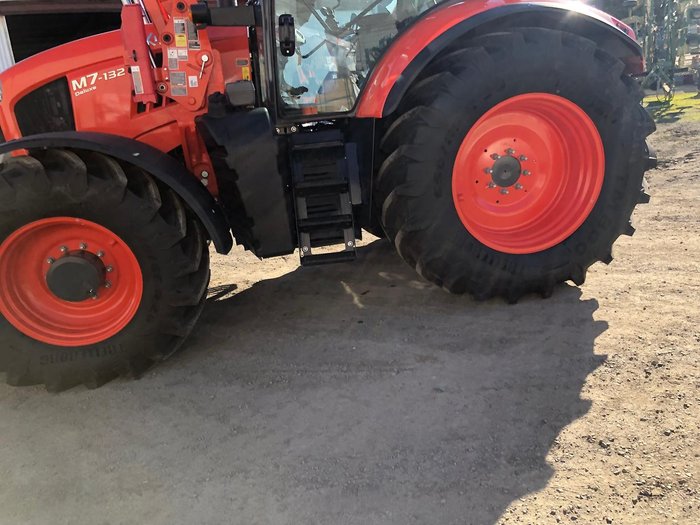 0 Kubota M7-132S-50-T2 Std 50K Deluxe Fel Stock Unit Price Drop Orange