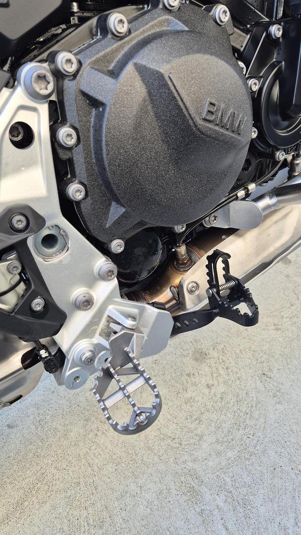 2024 BMW F 900 GS Enduro F 900 Black