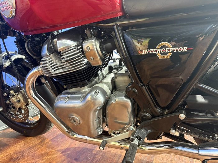 2024 Royal Enfield INTERCEPTOR 650 E5 CHROME
