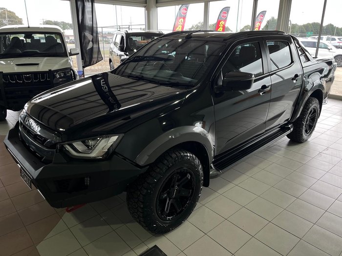 2022 Isuzu D-MAX X-TERRAIN MY23 4X4 Dual Range Basalt Black