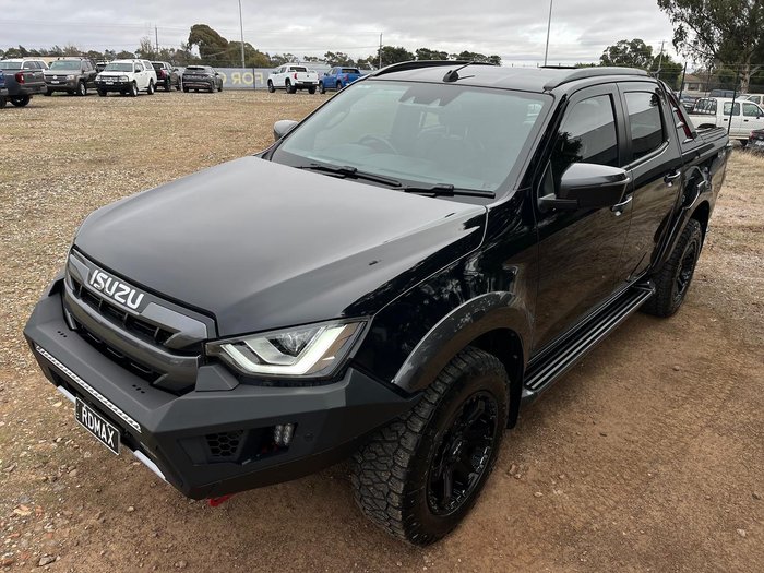 2022 Isuzu D-MAX X-TERRAIN MY23 4X4 Dual Range Basalt Black