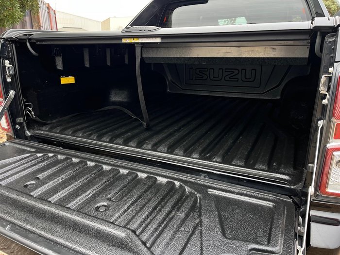 2022 Isuzu D-MAX X-TERRAIN MY23 4X4 Dual Range Basalt Black