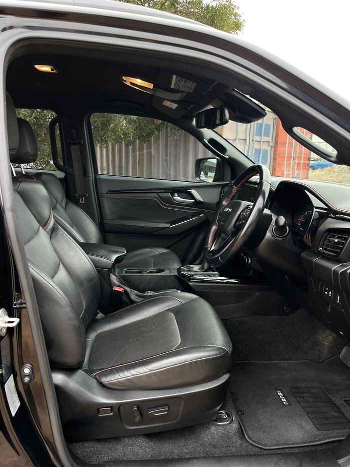 2022 Isuzu D-MAX X-TERRAIN MY23 4X4 Dual Range Basalt Black