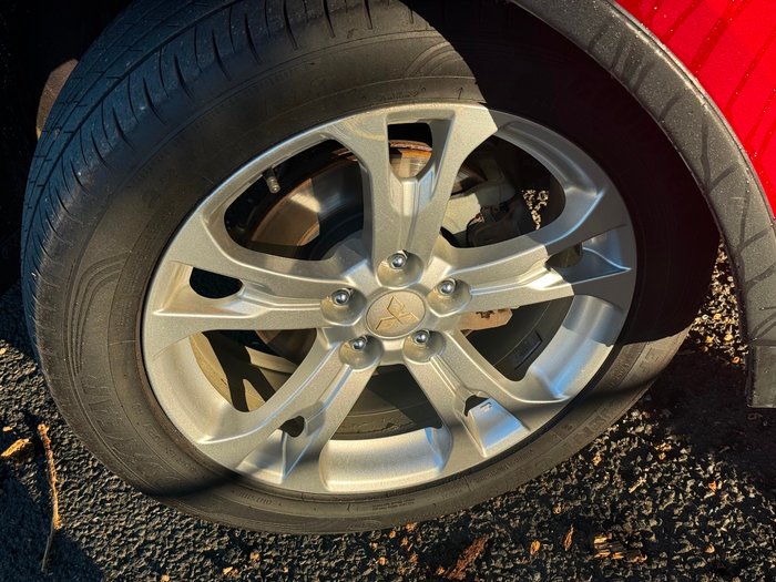 2013 Mitsubishi Outlander ES
