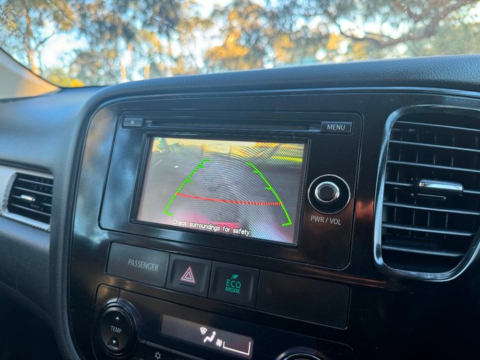 2013 Mitsubishi Outlander ES