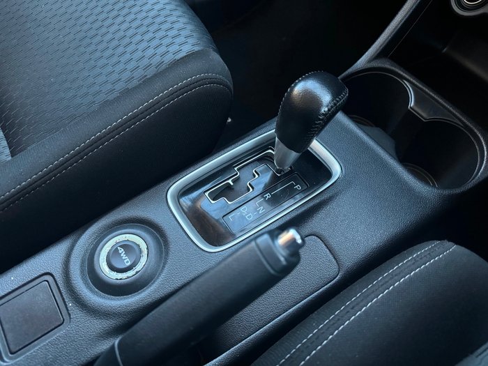 2013 Mitsubishi Outlander ES