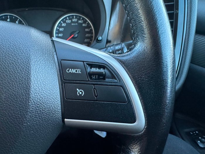 2013 Mitsubishi Outlander ES