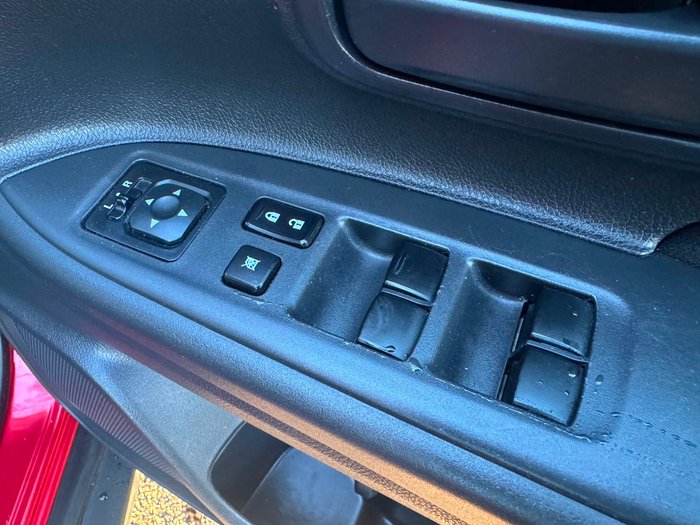 2013 Mitsubishi Outlander ES