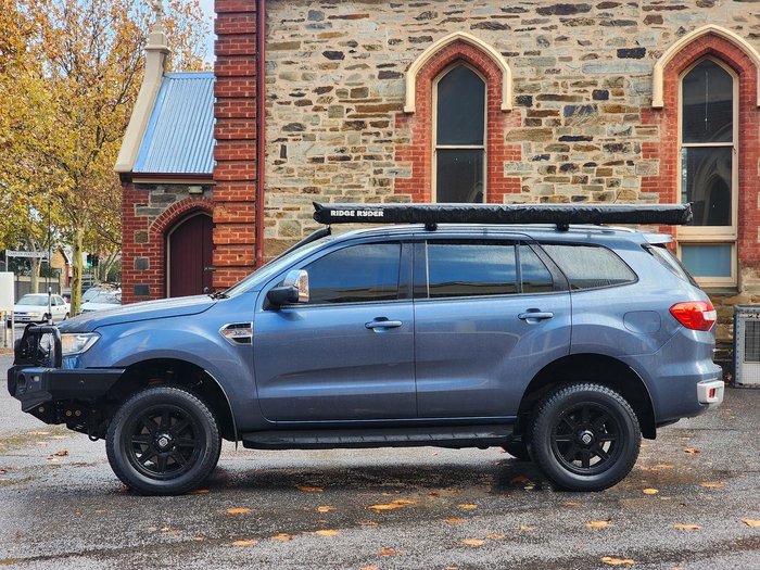2015 Ford Everest Trend