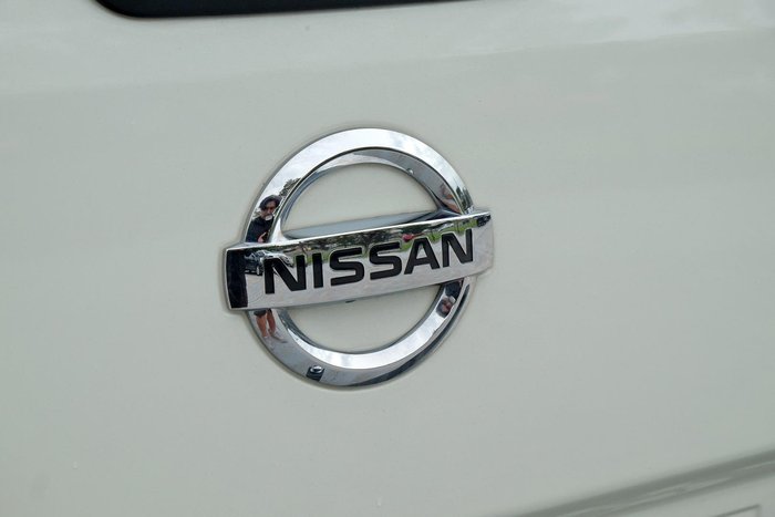 2021 Nissan Navara ST-X D23 MY21 4X4 Dual Range White Pearl