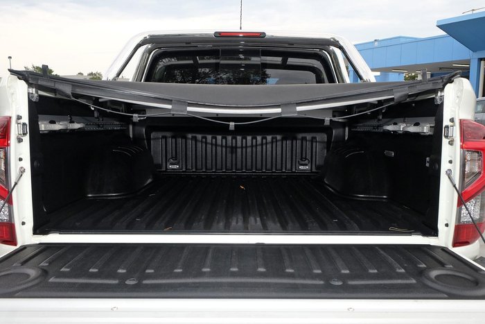 2021 Nissan Navara ST-X D23 MY21 4X4 Dual Range White Pearl