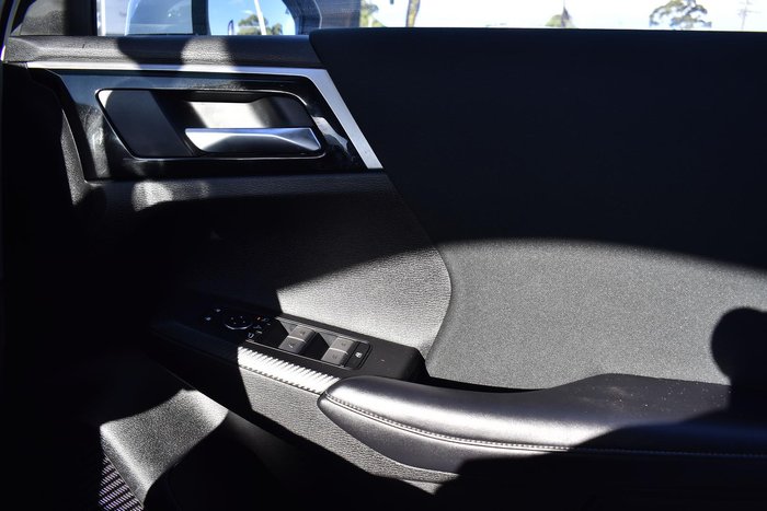2023 Mitsubishi Outlander LS ZM MY23 White