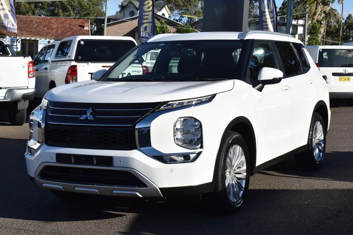 2023 Mitsubishi Outlander LS ZM MY23 White