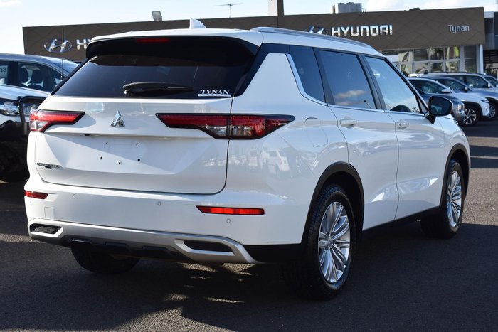 2023 Mitsubishi Outlander LS ZM MY23 White