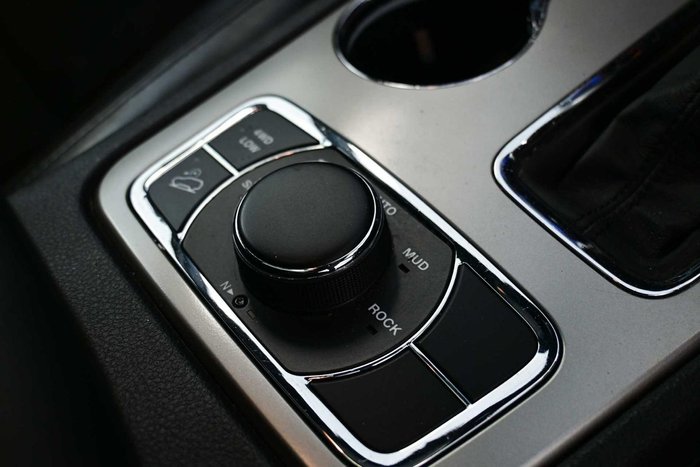 2019 Jeep Grand Cherokee Night Eagle