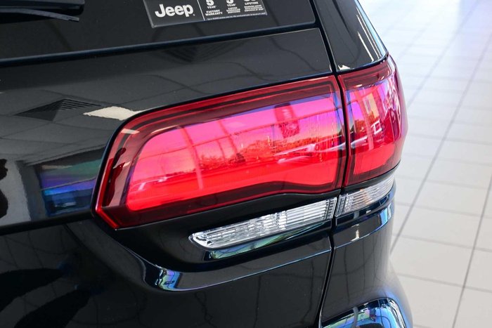 2019 Jeep Grand Cherokee Night Eagle