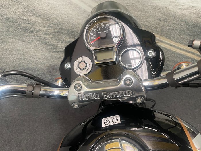 2025 Royal Enfield CLASSIC 650 Chrome