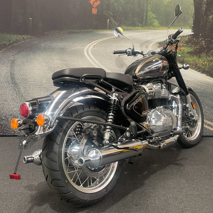 2025 Royal Enfield CLASSIC 650 Chrome