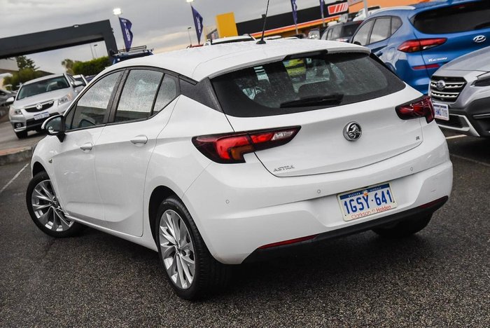 2019 Holden Astra R